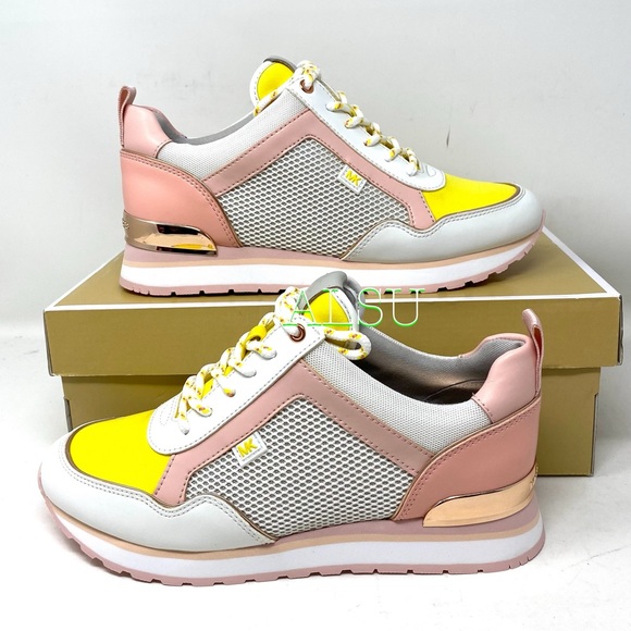 SANTA’S DEAL 🎄 Michael Kors Maddy Trainer Mesh Optic White Pink Women Size 8.5 - Picture 2 of 9